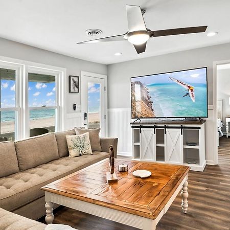 Ocean Daze - Sleeps 22, Direct Oceanfront, Renovated May 2022 Holden Beach Exterior foto